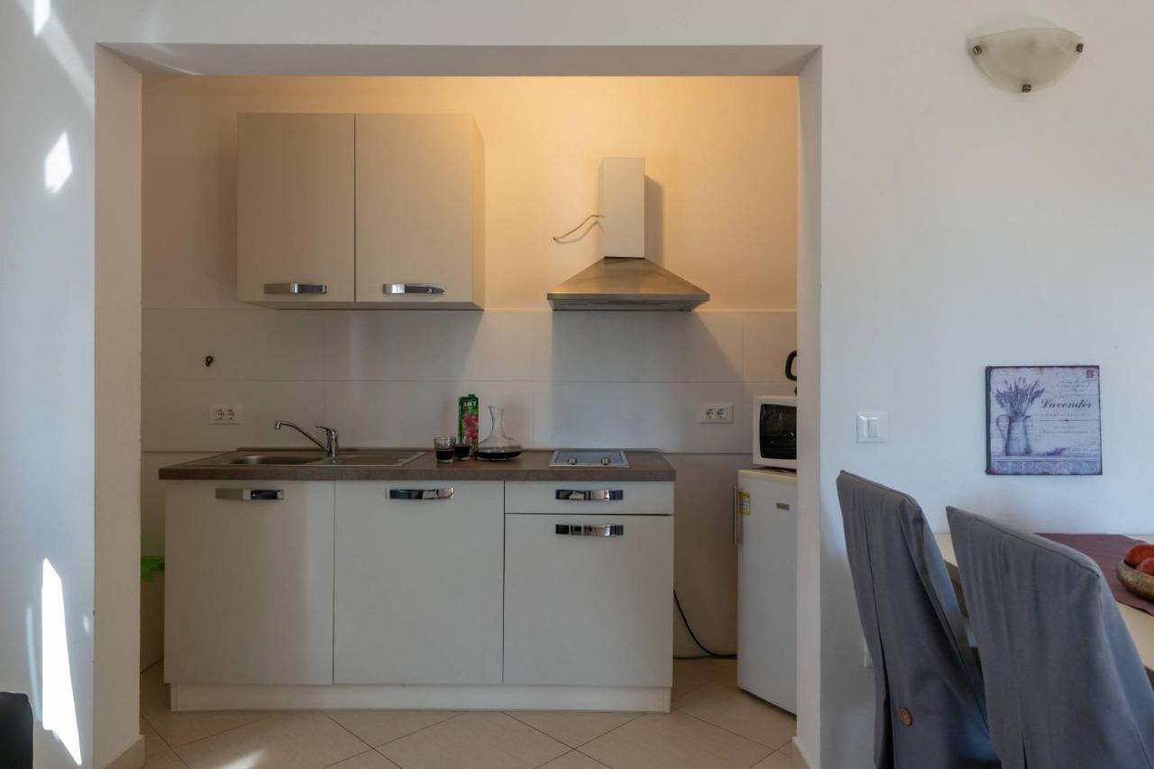 Apartmani Jana Porec Esterno foto